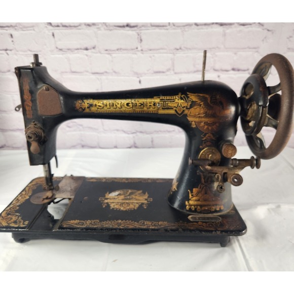 1908 Singer Sphinx Sewing Machine Perfect Decor Piece or Movie Prop Antique